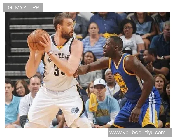 布克谈库里为Nike招募球鞋自由球员的努力与期待