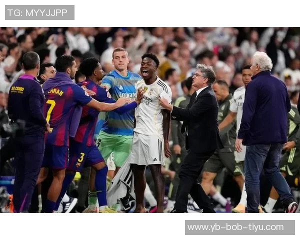 马卡报道亚马尔言行引发皇马球员不满已成队内公敌